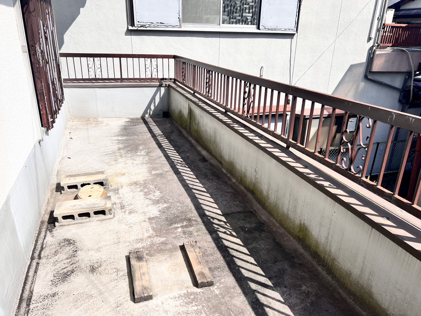 ベランダ防水工事の施工前